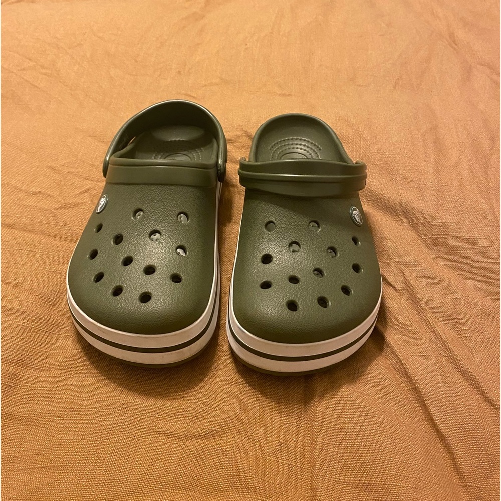 Crocs